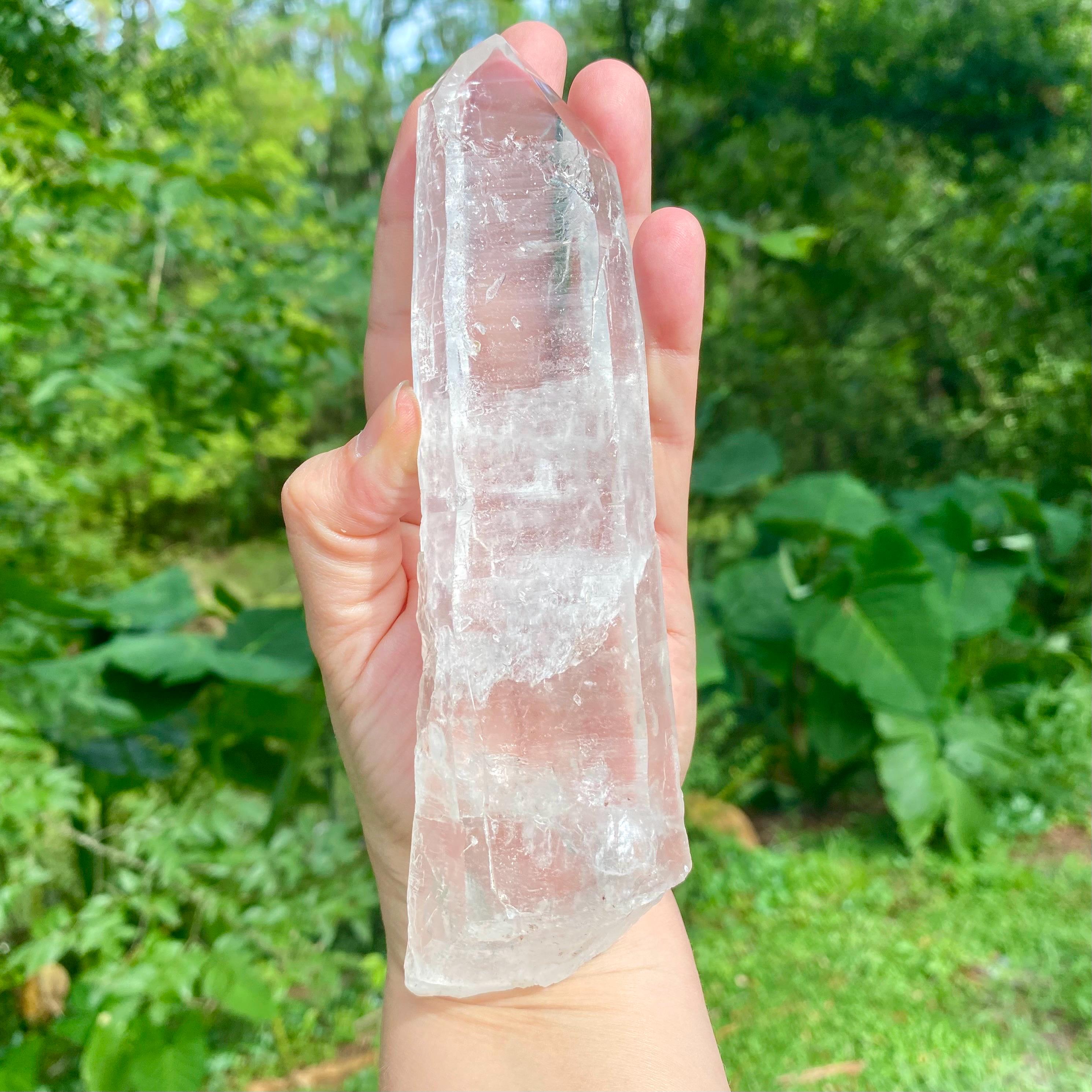 Large Diamantina Quartz Crystal Wand: 362g Laser Point